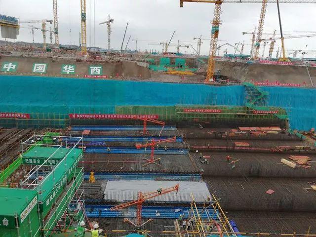 天府国际机场t2航站楼结构图，成都天府国际机场T2航站楼主体封顶
