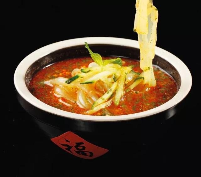 拾肆: 动漫女头/联合国认证小可爱♡，微信头像，拾肆: 动漫女头/联合国认证小可爱♡（趁着郑州“民族运动会”好好吃个遍）