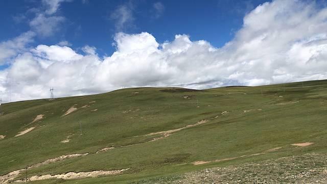 稻城在哪，四川稻城亚丁几月份去合适（你是人间值得-稻城亚丁）