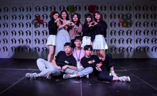 为什么要进文体部，为什么要进文体部的理由（都听我的，都加入院团委会）