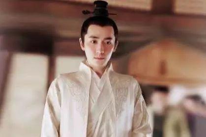 《诗经》的第一篇是什么，《诗经》第一篇是什么作品（《诗经》的第一首诗）