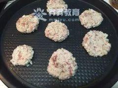 藕饼怎么做好吃又简单，正宗藕饼好吃的做法（营养主食——营养美味藕饼）