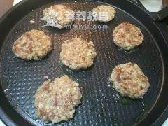 藕饼怎么做好吃又简单，正宗藕饼好吃的做法（营养主食——营养美味藕饼）