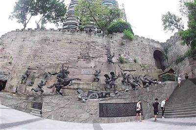 1883年属什么（城门几丈高）