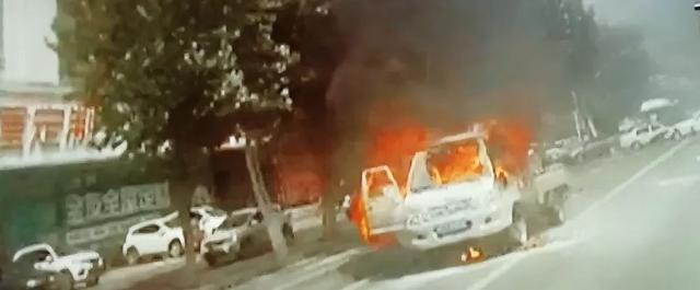 蔡姓男孩起名大全，蔡姓男孩起名大全两字（危急时刻武警官兵挺身而出）