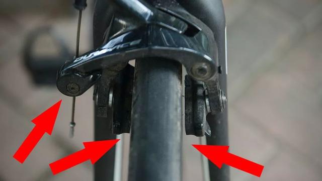 教你如何快速的给自行车更换新链条，自行车链条什么时候需要更换（圈刹、碟刹前后轮拆卸与安装）