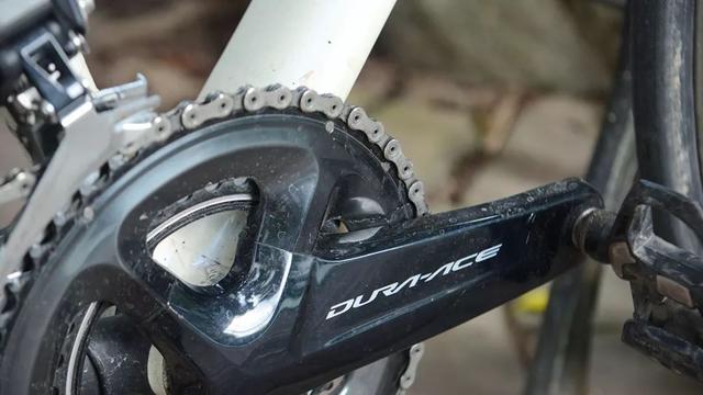 教你如何快速的给自行车更换新链条，自行车链条什么时候需要更换（圈刹、碟刹前后轮拆卸与安装）