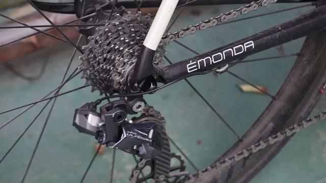 教你如何快速的给自行车更换新链条，自行车链条什么时候需要更换（圈刹、碟刹前后轮拆卸与安装）