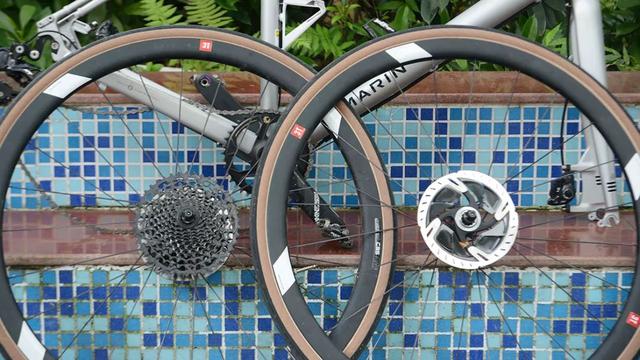 教你如何快速的给自行车更换新链条，自行车链条什么时候需要更换（圈刹、碟刹前后轮拆卸与安装）