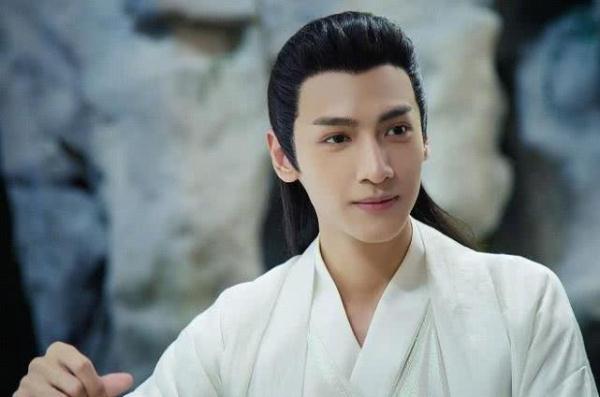 天涯四美是什么意思，天涯四美有谁（新“天涯四美”新鲜出炉）