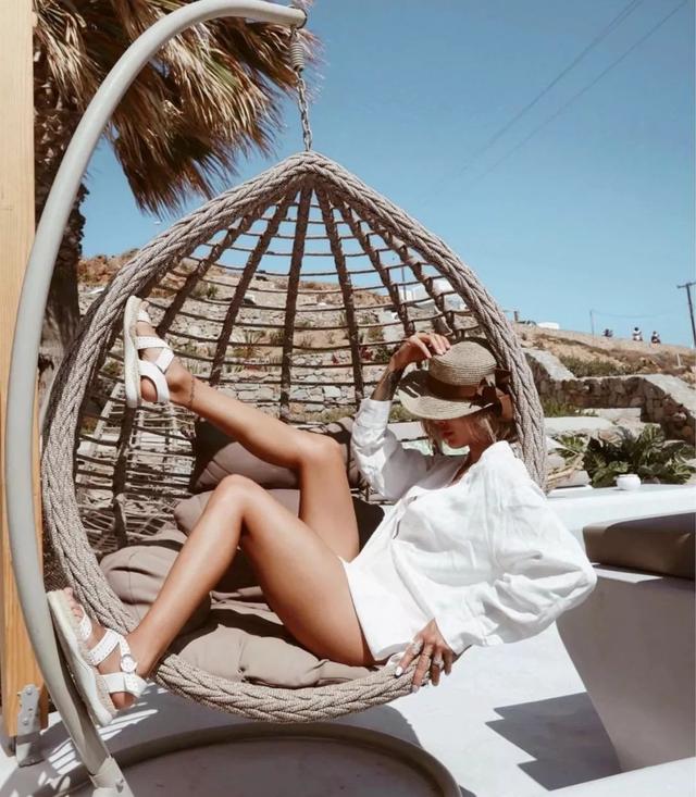 勒脚，女人的真/假精致，看她的脚（勒脚怎么读）