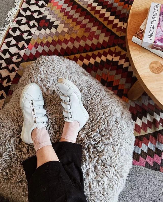 勒脚，女人的真/假精致，看她的脚（勒脚怎么读）