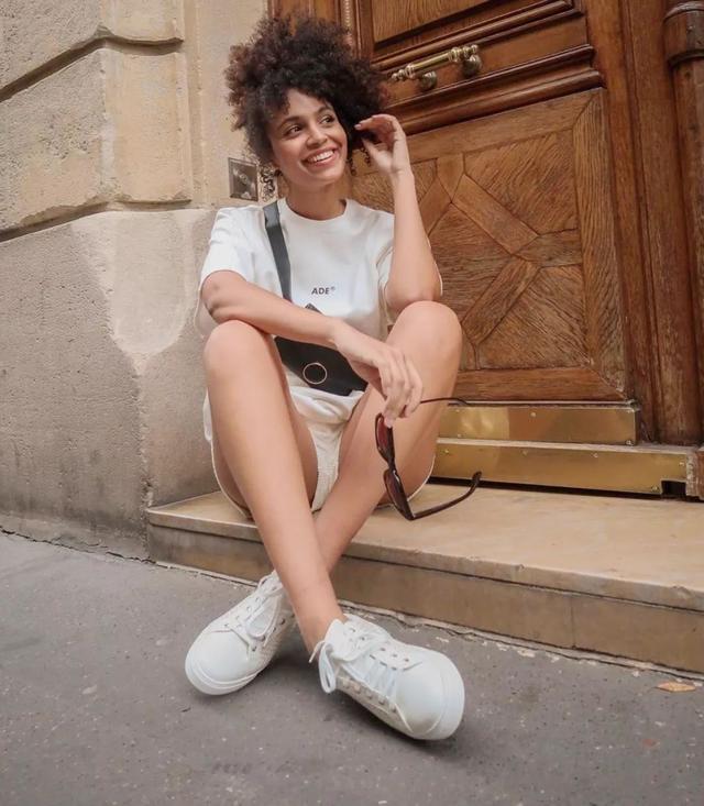 勒脚，女人的真/假精致，看她的脚（勒脚怎么读）