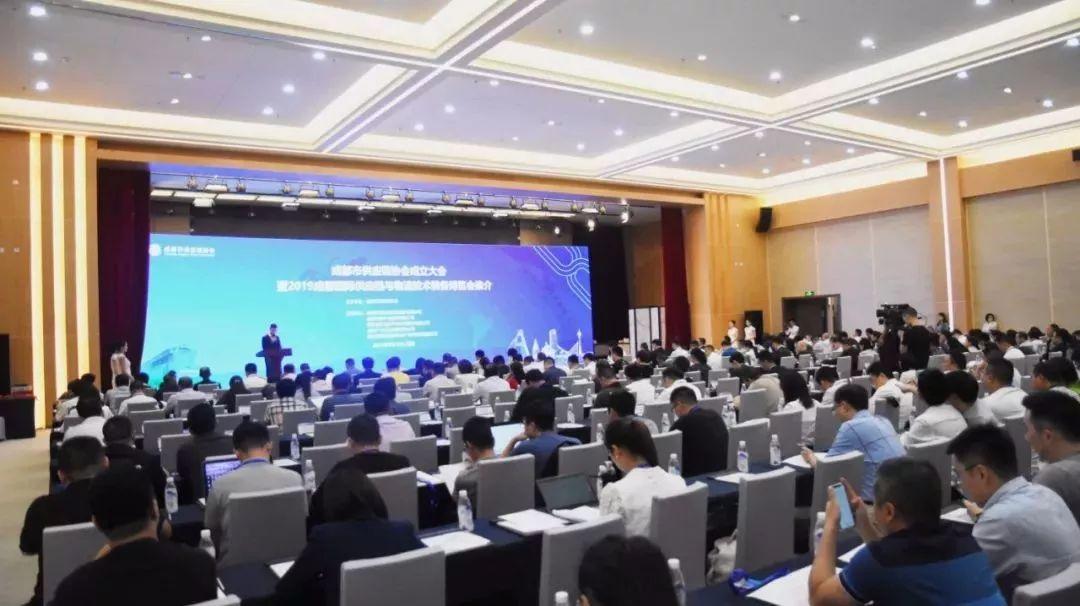 真丝面料的优缺点，真丝面料有什么优缺点（百家企业共享蓉城供应链“新蓝海”）