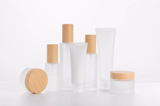 十大毛孔收敛水，好用的毛孔收敛水排名（毛孔收敛水真的能收缩毛孔）