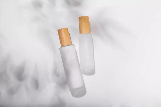 十大毛孔收敛水，好用的毛孔收敛水排名（毛孔收敛水真的能收缩毛孔）