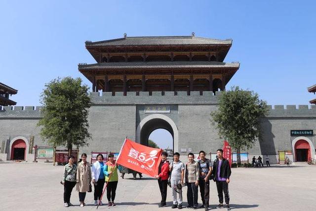 肥城桃有哪几个优良品系 ，肥城桃品种有哪些（肥城桃采摘之行）