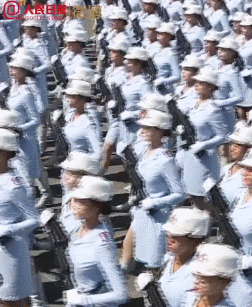 民兵方队什么意思，民兵方队是什么意思（自带特效的“女民兵方阵”和“学霸方阵”）