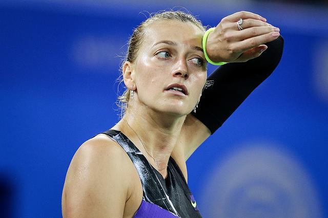 莫妮卡塞莱斯，莫妮卡塞莱斯比（无缘武网决赛令李娜愿望落空）