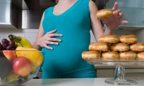 孕妇可以吃辣条吗早期，怀孕初期可以吃辣条吗（孕妇因没管住嘴险流产）