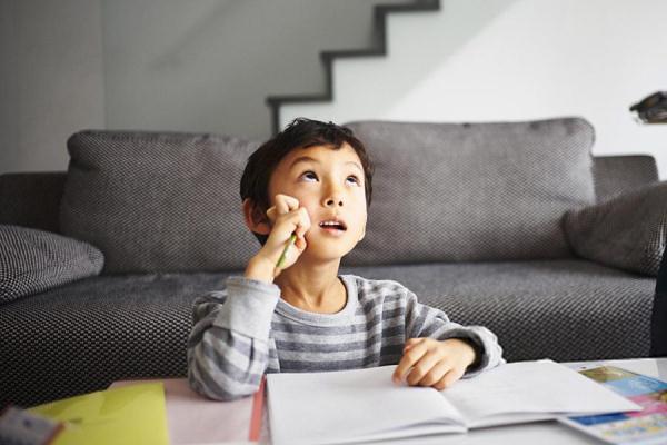 如何树立正确的价值观，青少年如何树立正确的价值观（怎样培养孩子标准的价值观）