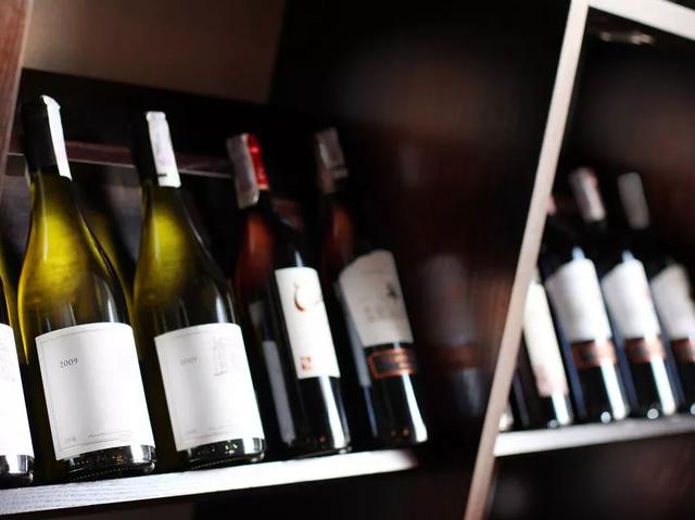 高铁能带500ml爽肤水吗，2022年高铁最新违规携带规定（火车站安检升级）