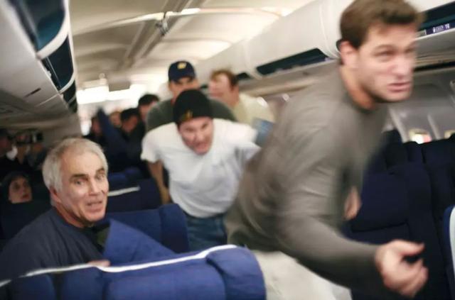 关于飞机的电影，10部空难电影（敢坐飞机才是真胆大）