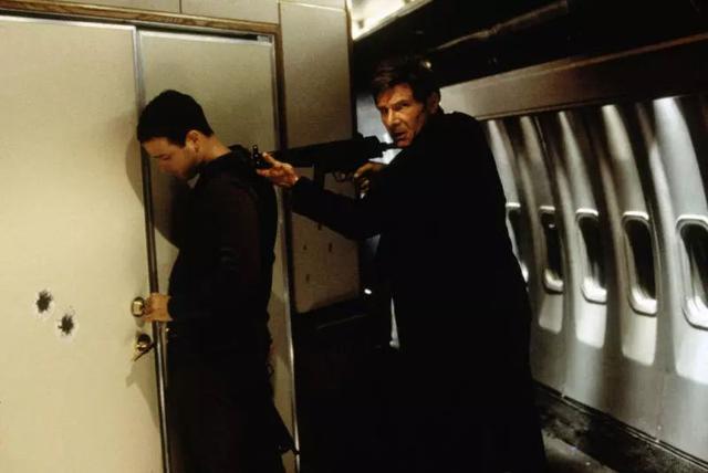 关于飞机的电影，10部空难电影（敢坐飞机才是真胆大）