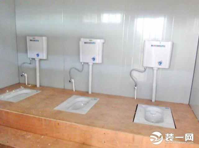 蹲便器水箱安装，坐便器的分类排污方式（卫生间蹲便器安装了解一下）