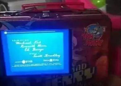 用雪糕棍做扇子，如何用雪糕棍做扇子（拜托老师饶了我们这群家长吧）