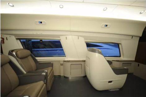 复兴号二等座座位怎么调节，复兴号二等座座位图（复兴号怎么坐，你说了算）