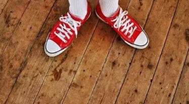 洗袜子的小妙招，洗袜子的小妙招图片（教你一个洗袜方法）