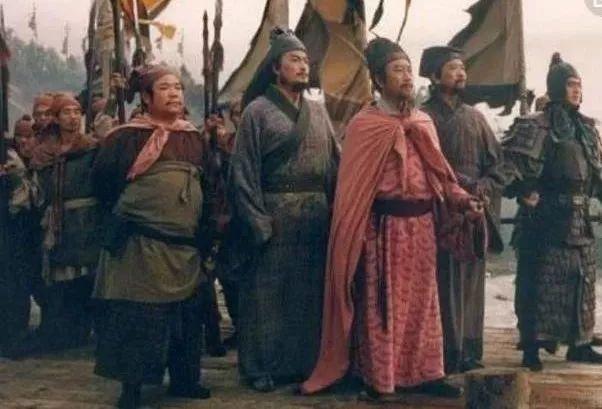 水浒传人物介绍大全，初中语文名著导读《水浒传》主要人物形象分析