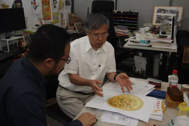 福娃的含义，福娃的含义和构成（他悄悄在街头画了几笔）