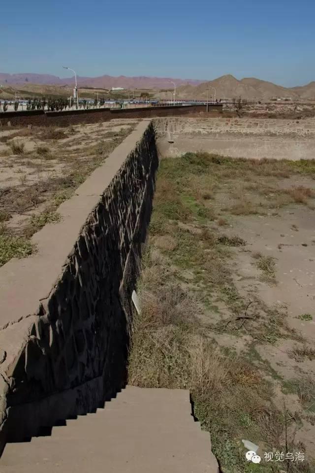 内蒙古乌海湖全景图，内蒙古乌海景区（乌海有个地方叫“六五四”）