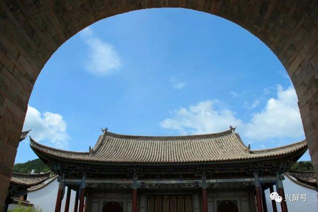 陈氏最大祠堂在哪，陈氏最大的祠堂（全国两大国宝级的“陈氏宗祠”一座在广州）