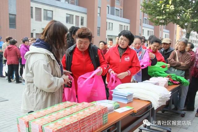 五行健身操，五行健身操完整高清版 视频（健康丨这40位窦店“高手”将在社区推广“五行操”）