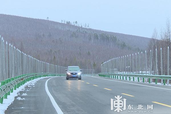 111国道起点和终点站，G111国道北京至漠河公路全线贯通