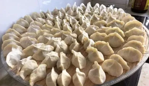 饺子皮怎么保存，饺子皮保存技巧（直接放冰箱就“废了”）