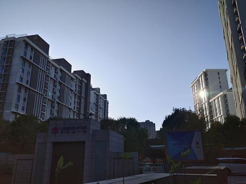 redmi是什么手机，redmi手机的介绍（一款备用机的自我修养）