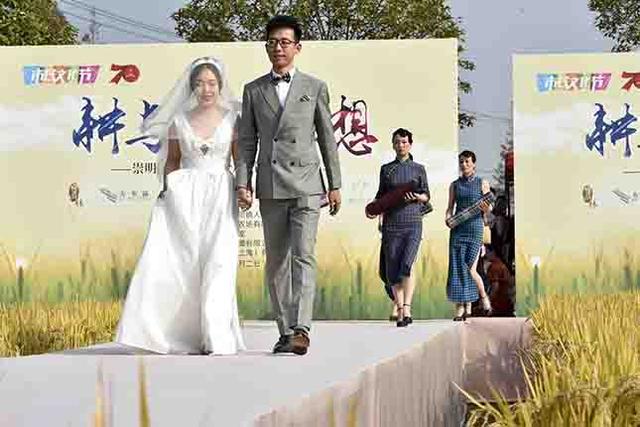 走秀有创意的主题名称，国风走秀节目名（传统农耕与时尚走秀来了一场“碰撞”）