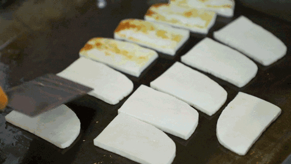 乳饼怎么做好吃，乳饼是怎么做成的（将怪味进行到底的云南乳饼）