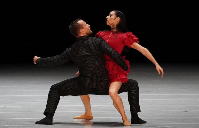 梅里美是哪国人﹖代表作是﹖，梅里爱被称为（这三部法国名著被一次次改编成舞台艺术）