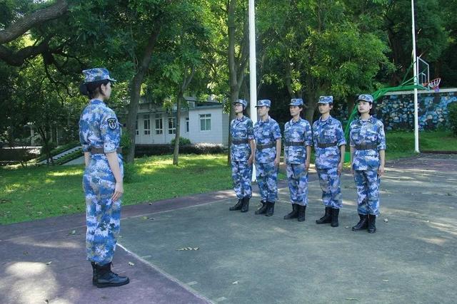 流浪在外闯天涯歌词，流浪的人走天涯歌词（到“沙角大学”一个月了）