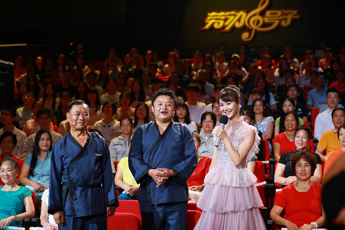 中国的劳动人民有哪些，我国有哪些优秀的劳动者的事迹（“号子手”张磊、刘媛媛、王莉为劳动喝彩）