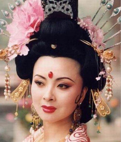 哪些人 演过杨贵妃，最后一位是混血却毫不违和