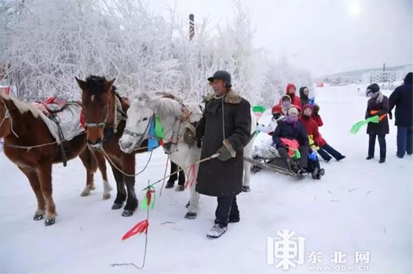 爸爸去哪儿雪乡之旅，爸爸去哪儿旅行地雪乡是哪里（绝佳亲子大片拍摄地）