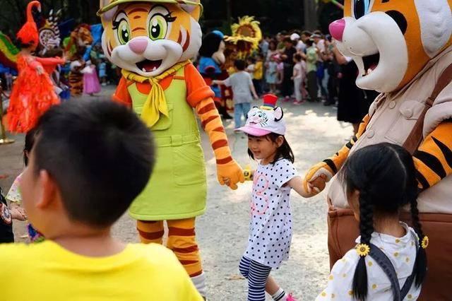 广州最大的动物园在哪里，广州最近的动物园在哪里（广州长隆动物世界+飞鸟乐园重点攻略）