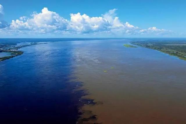 泾渭分明在哪里，泾渭分明可以形容人吗（泾渭分明：你能分清谁浊谁清吗）
