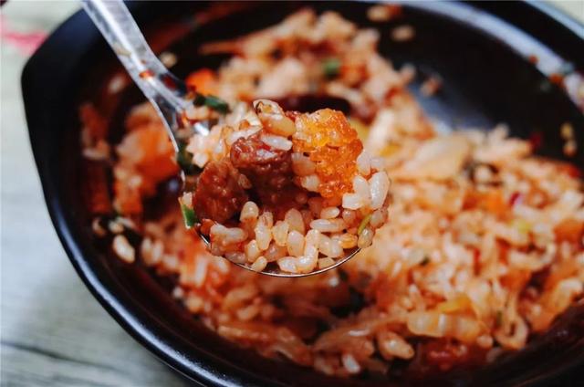 砂锅的用途和好处，砂锅的用途和好处特点（贵州人的冬天缺它不可）